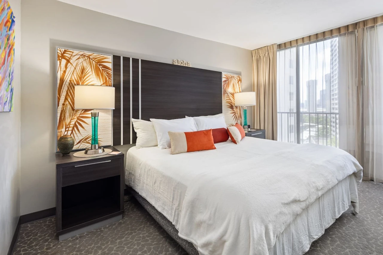 Cozy Room in Heart of Waikiki